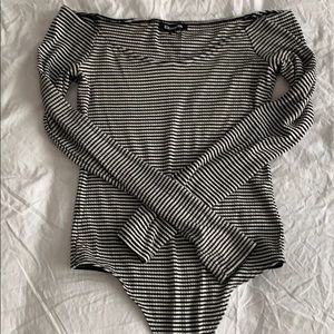 Express Off Shoulder Thong Bodysuit SZ S